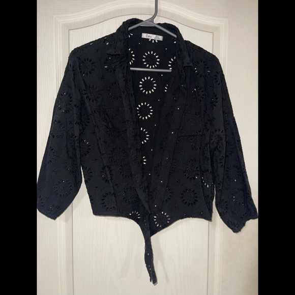 Long sleeve flower designed shirt - Picture 1 of 1